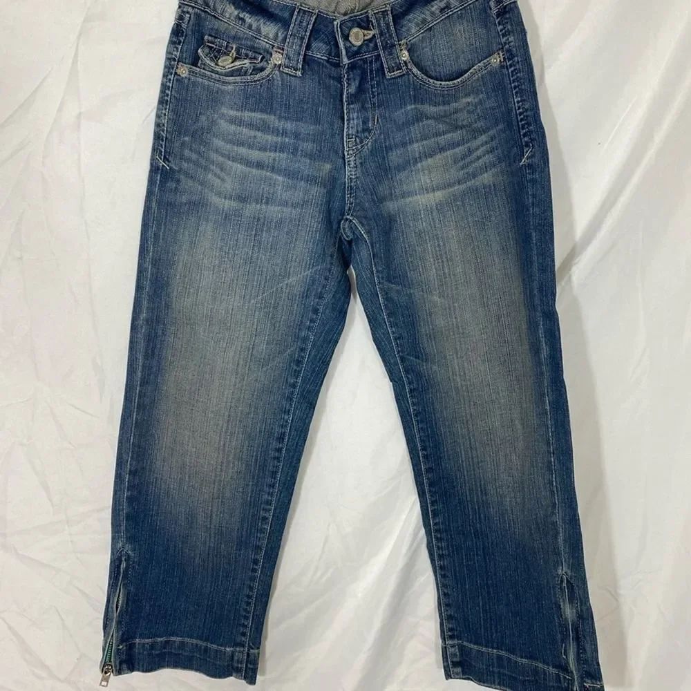NWT Aeropostale Crop Jeans Womens Denim Mid Rise Cropped Straight Leg Sz 0